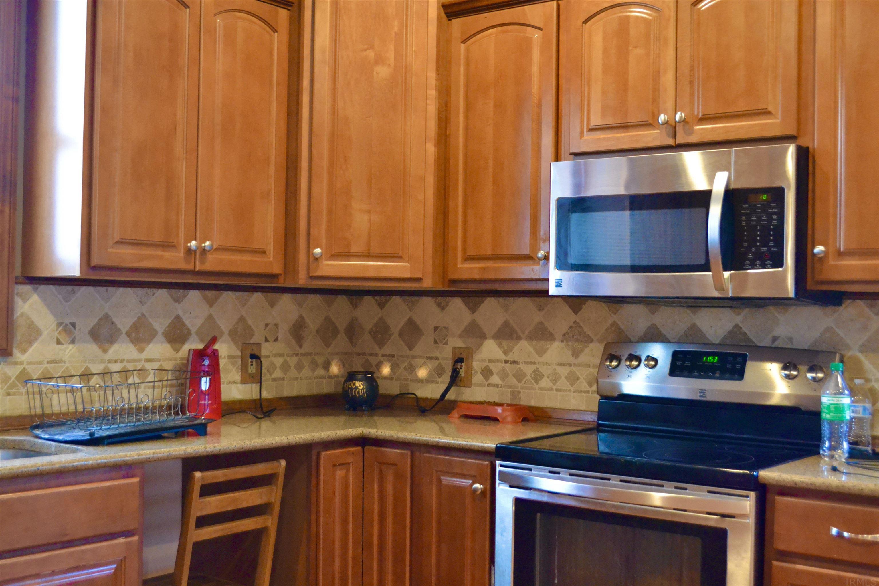 329 Depot Street Butler, IN 46721 - Photo 7 of 11