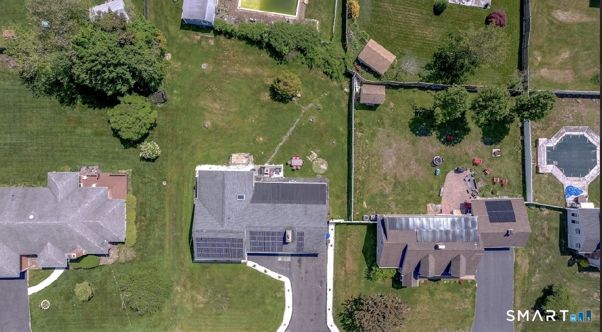 289 Pineridge Road Torrington, CT 06790 - Photo 4 of 40
