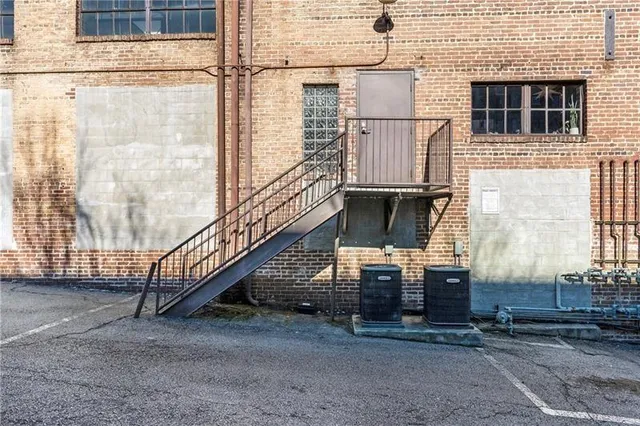 a view of a entryway