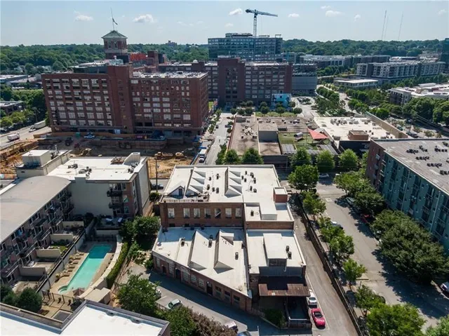 a picture of city view