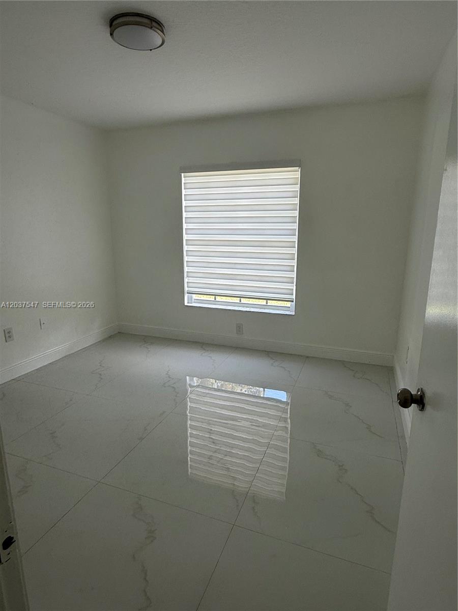 11921 Southwest 273rd Street Homestead, FL 33032 - Photo 7 of 27