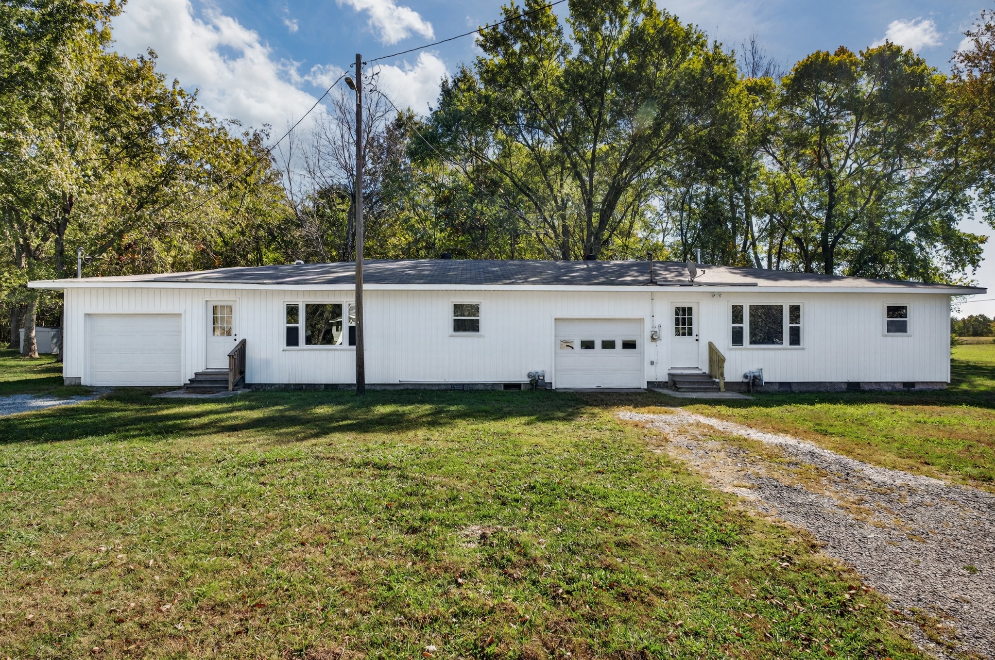 34 South Lincoln Road Fayetteville, TN 37334 - Photo 2 of 31 a view of a house with a backyard