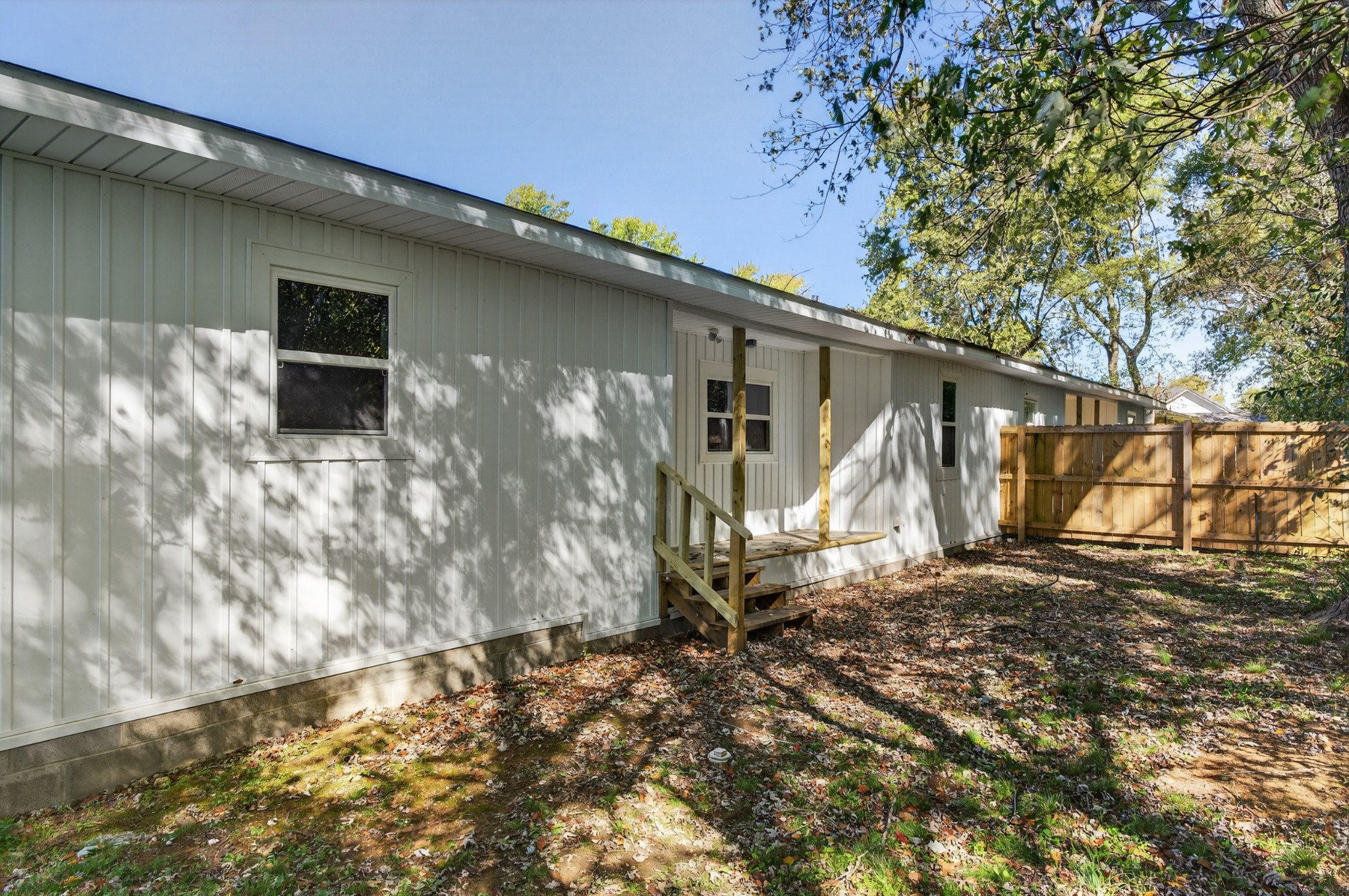 34 South Lincoln Road Fayetteville, TN 37334 - Photo 26 of 31 a backyard of a house