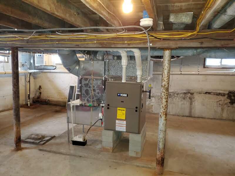 2528 North Bangor Road Bangor, ME 04401 - Photo 33 of 35 Heating System
