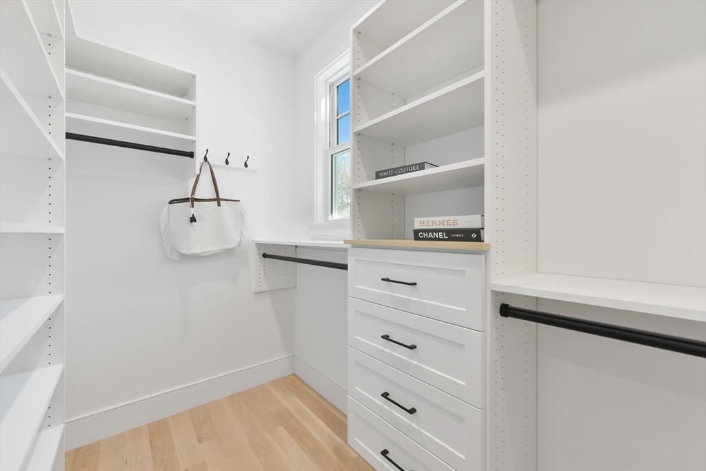 38 Parker Road Wellesley, MA 02482 - Photo 21 of 42