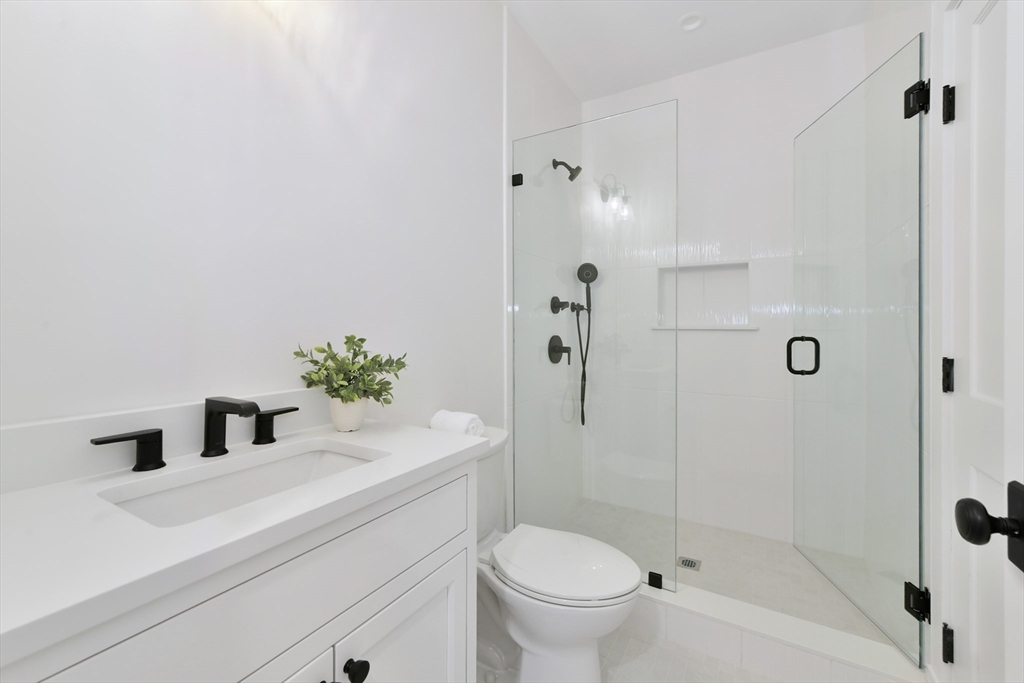 38 Parker Road Wellesley, MA 02482 - Photo 25 of 42