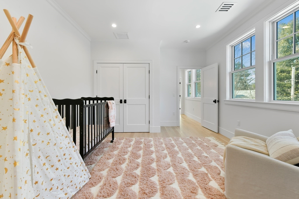 38 Parker Road Wellesley, MA 02482 - Photo 31 of 42