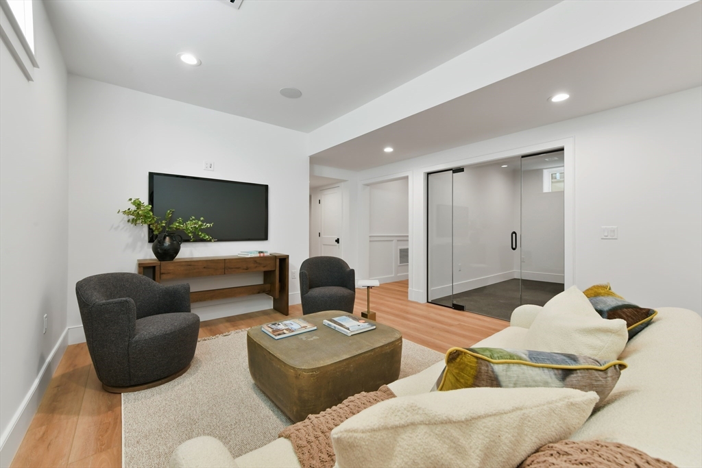 38 Parker Road Wellesley, MA 02482 - Photo 32 of 42