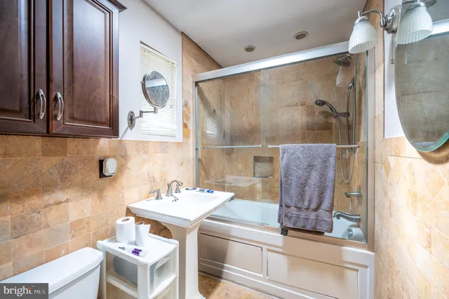 $3,400 | 1 Vista Road, Reading, PA 19610