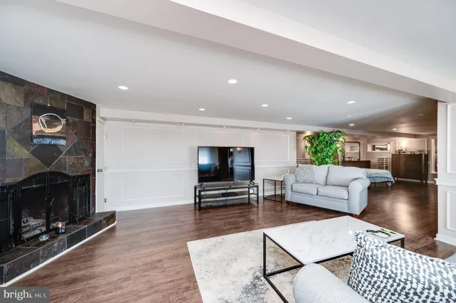 $3,400 | 1 Vista Road, Reading, PA 19610