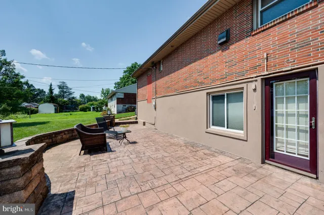 $3,400 | 1 Vista Road, Reading, PA 19610