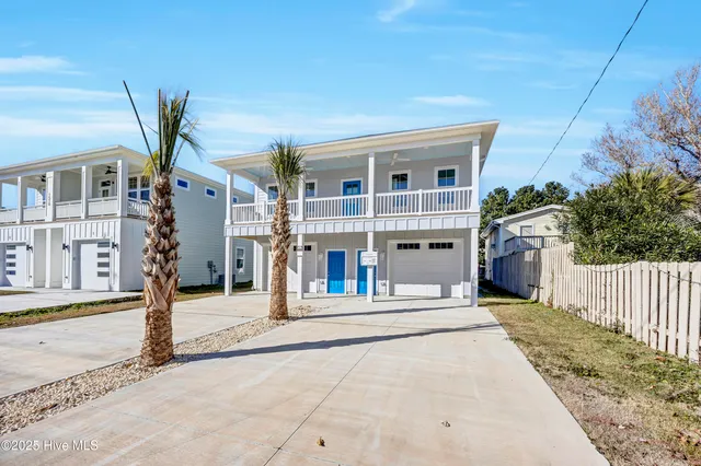 $1,150,000 | 1516 Pinfish Lane, Carolina Beach, NC 28428