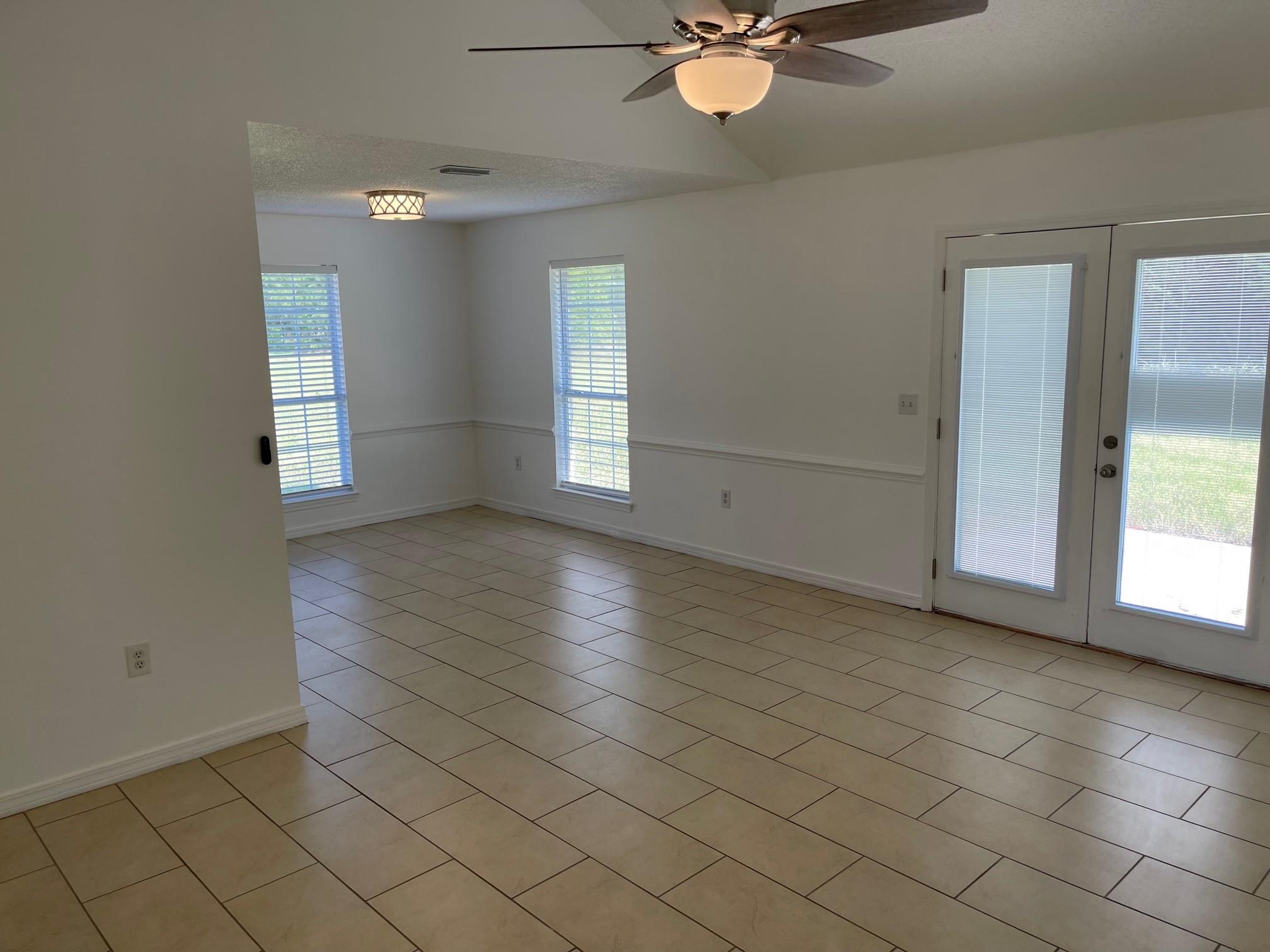 13060 Labradors Run Foley, AL 36535 - Photo 12 of 31