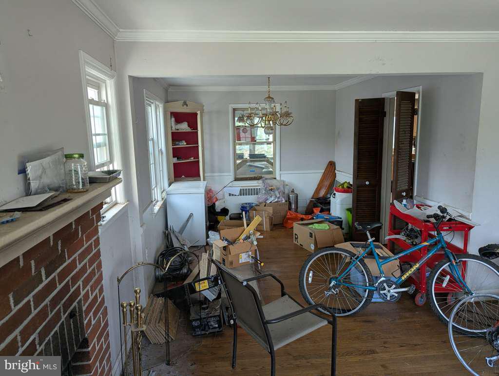 2207 Hammonds Ferry Road Baltimore, MD 21227 - Photo 5 of 22