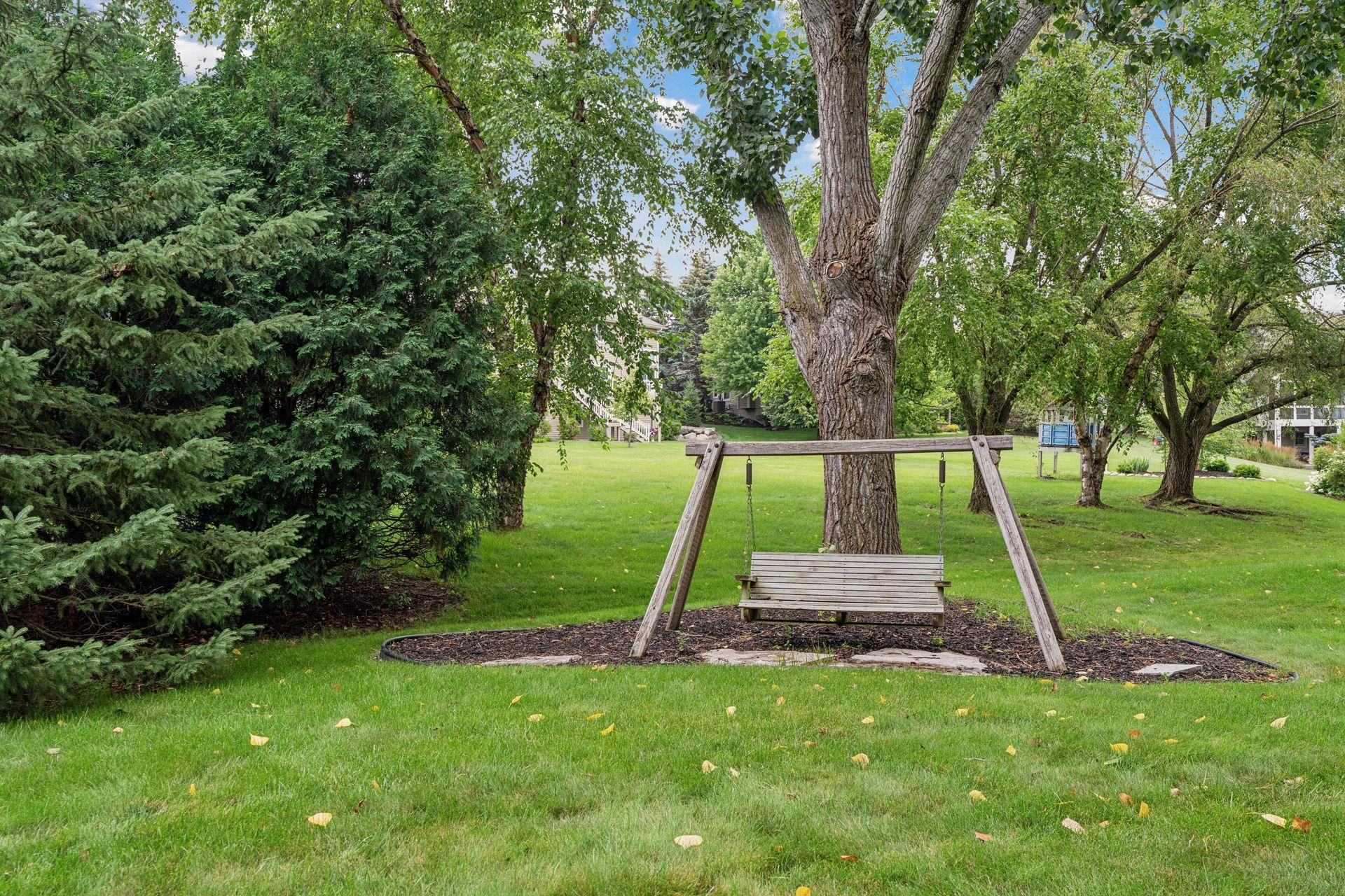 18566 Magenta Bay Eden Prairie, MN 55347 - Photo 68 of 80