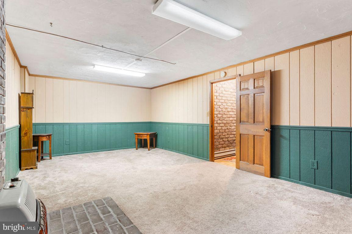 1002 Frederick Pike Littlestown, PA 17340 - Photo 21 of 42