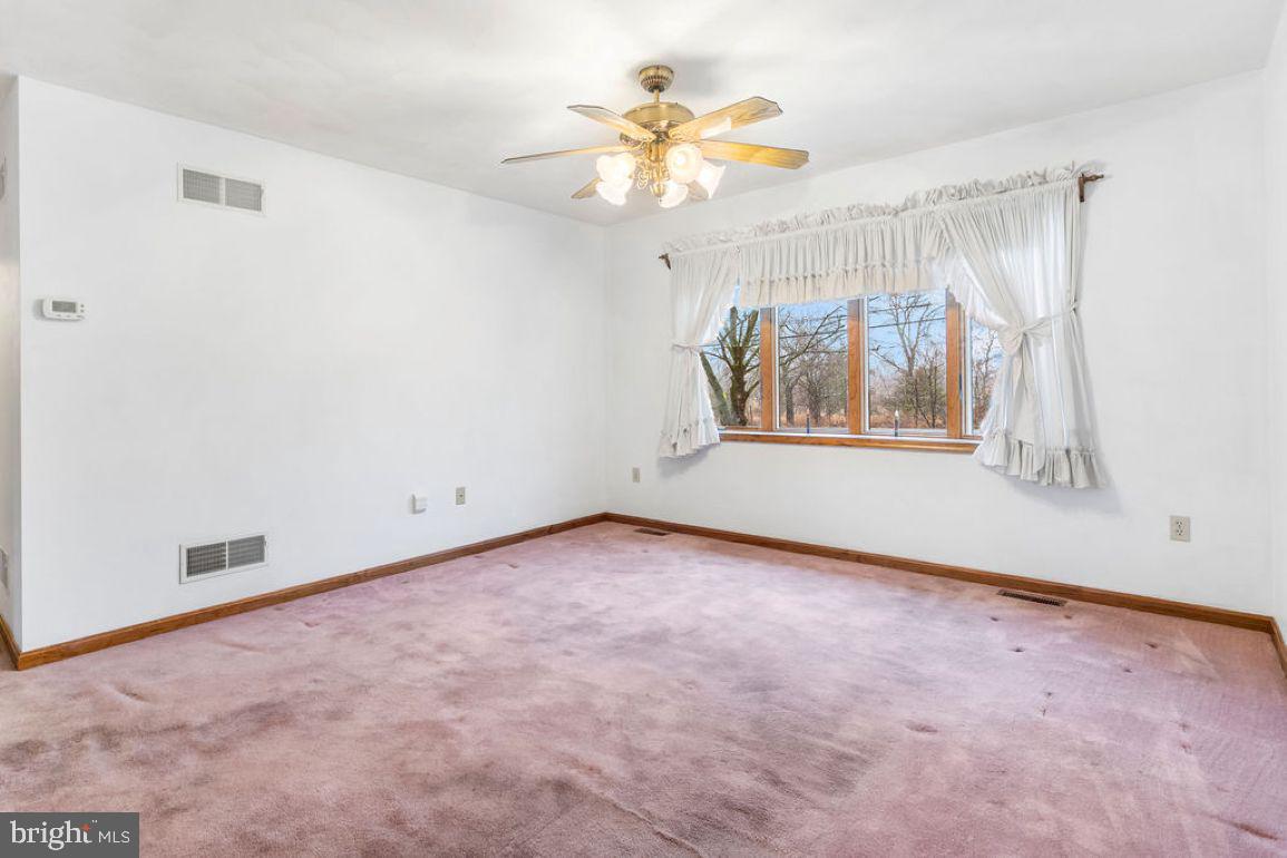 1002 Frederick Pike Littlestown, PA 17340 - Photo 27 of 42