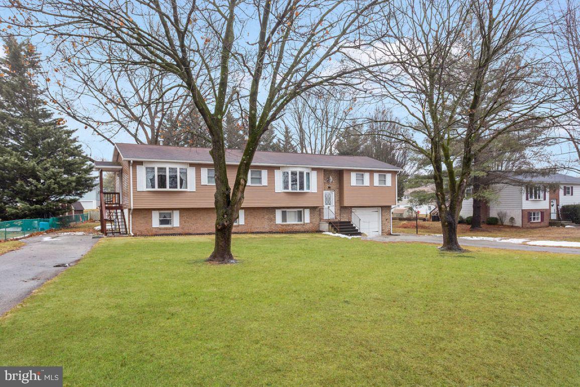 1002 Frederick Pike Littlestown, PA 17340 - Photo 3 of 42