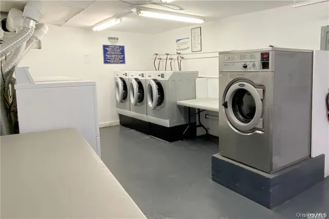 $388,000 | 43 Floral Boulevard, Unit 1C, Floral Park, NY 11001