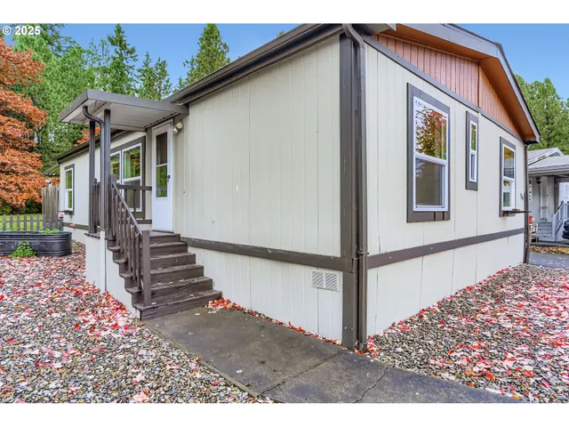 $115,000 | 10400 Southeast Cook Court, Unit 56, Milwaukie, OR 97222