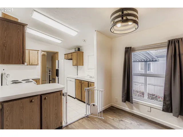 $115,000 | 10400 Southeast Cook Court, Unit 56, Milwaukie, OR 97222