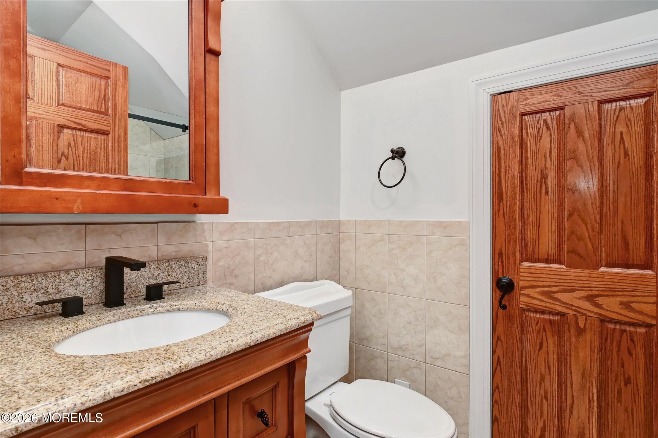 65 Phalanx Road Lincroft, NJ 07738 - Photo 25 of 27 30-Bathroom