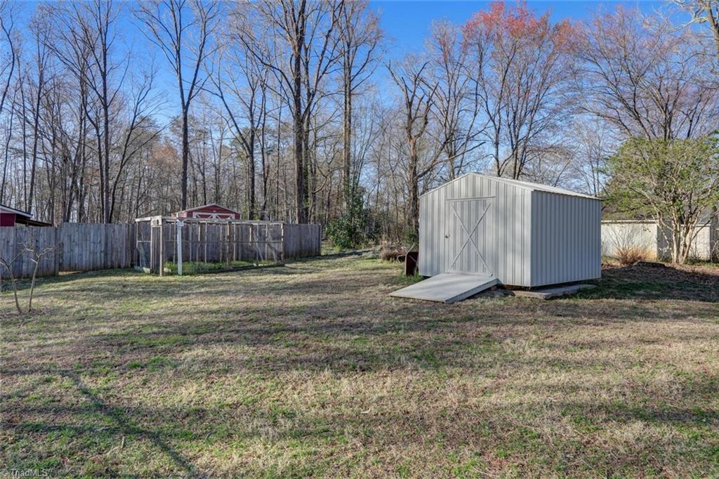 1126 Trogdon Drive Eden, NC 27288 - Photo 27 of 33 storage building