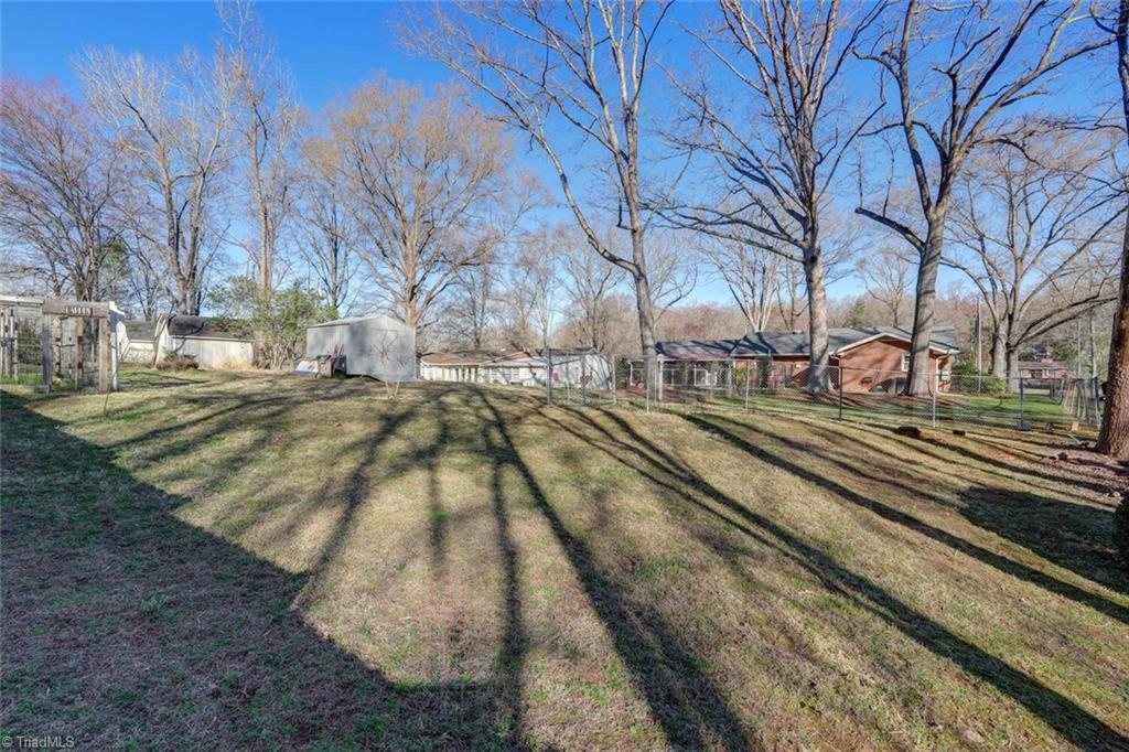 1126 Trogdon Drive Eden, NC 27288 - Photo 28 of 33