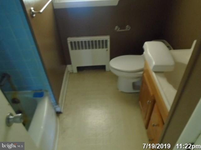 404 Abbott Road Hatboro, PA 19040 - Photo 2 of 27