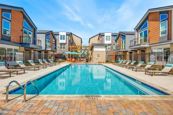 $3,040 | 10030 Garland Road, Unit 1401, Dallas, TX 75218