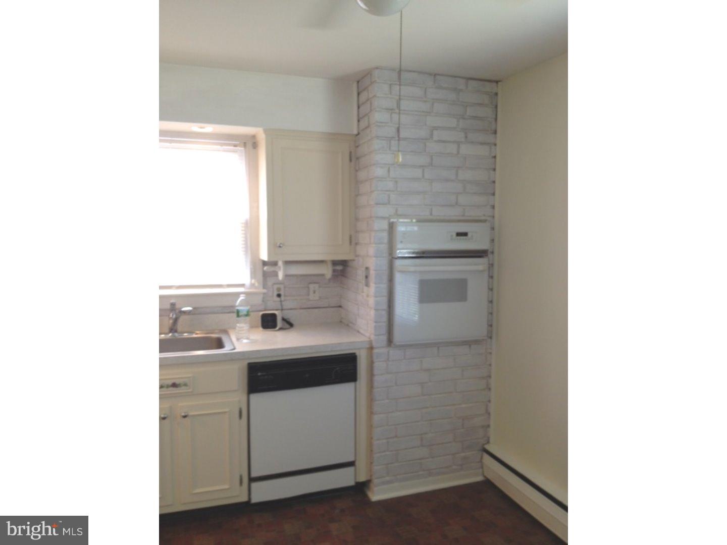 116 Evergreen Road Stratford, NJ 08084 - Photo 2 of 18