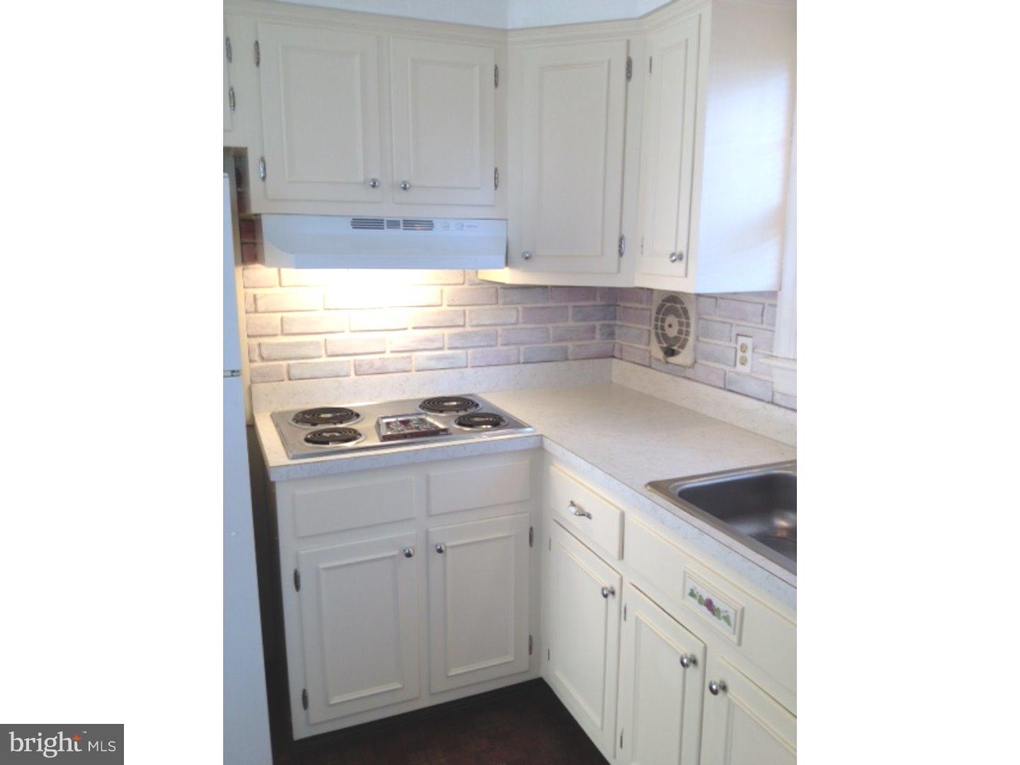 116 Evergreen Road Stratford, NJ 08084 - Photo 3 of 18