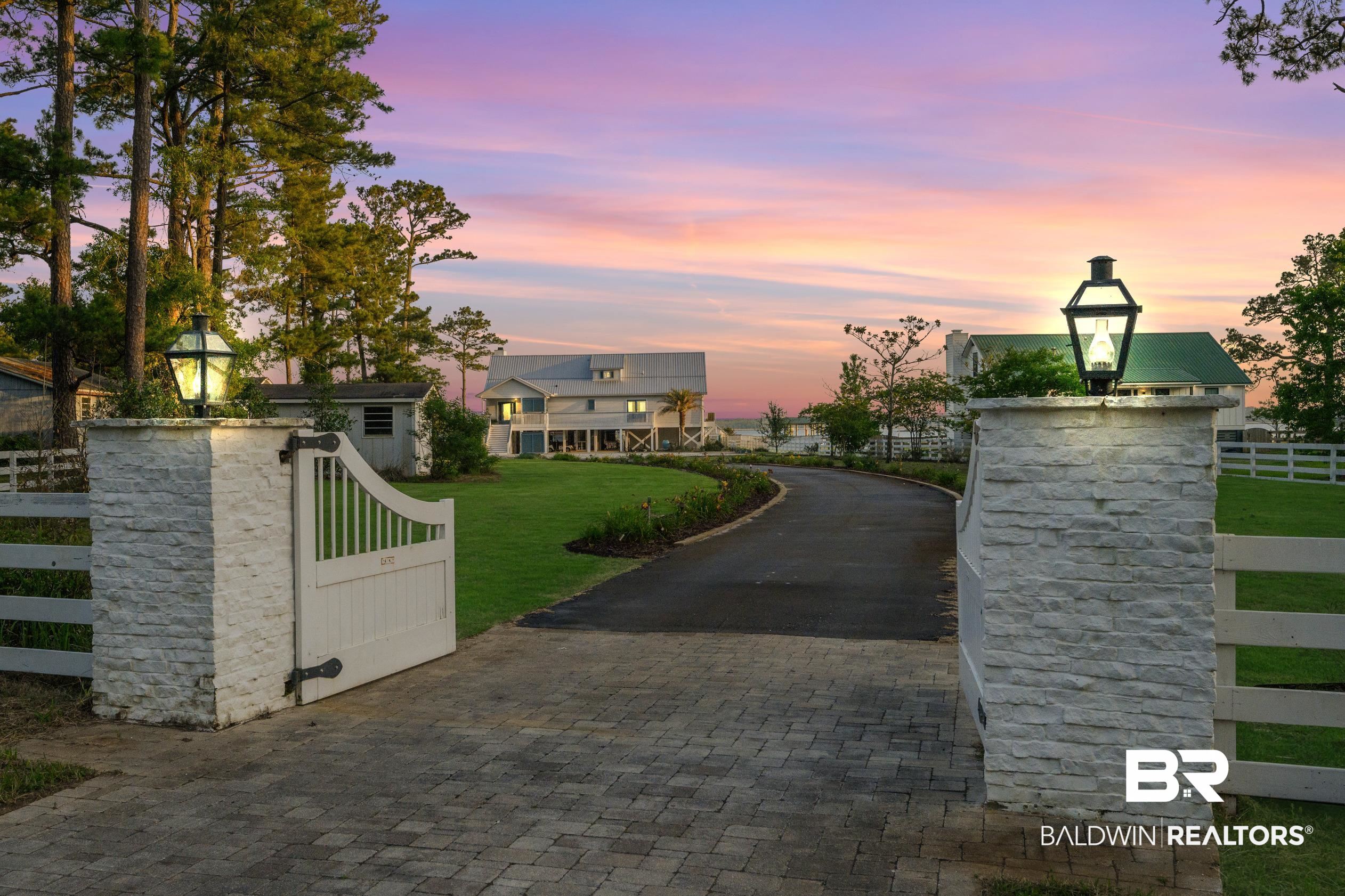 17188 Oyster Bay Road Gulf Shores, AL 36542 - Photo 45 of 47 Front Gate