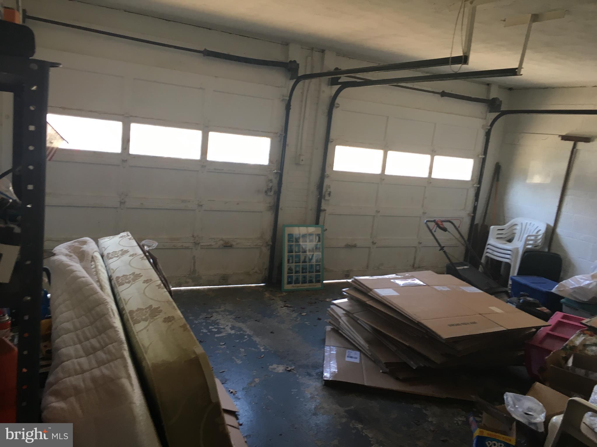 7300 Temple Hill Road Temple Hills, MD 20748 - Photo 10 of 14 a bathroom with a sink and mirror