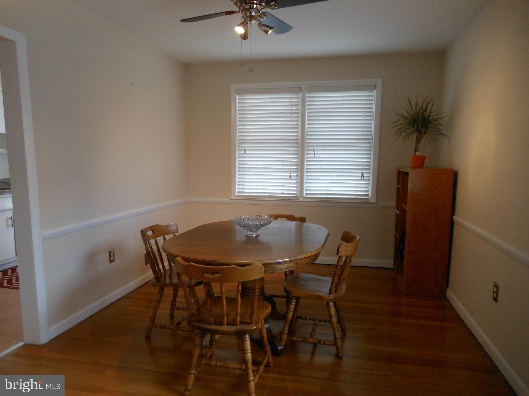 1227 Stamford Road Baltimore, MD 21207 - Photo 6 of 19 Dining Room
