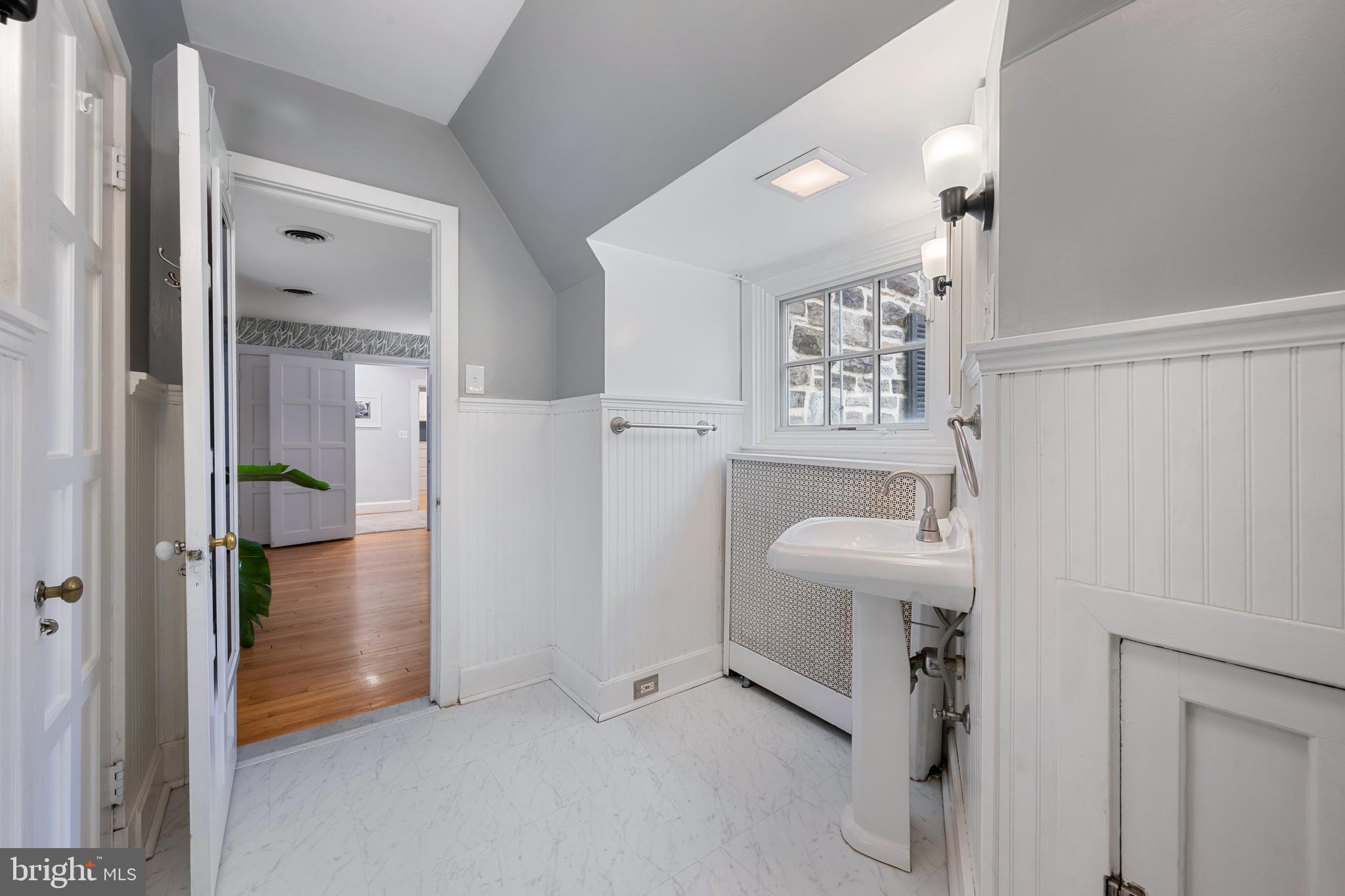 5405 Springlake Way Baltimore, MD 21212 - Photo 34 of 40