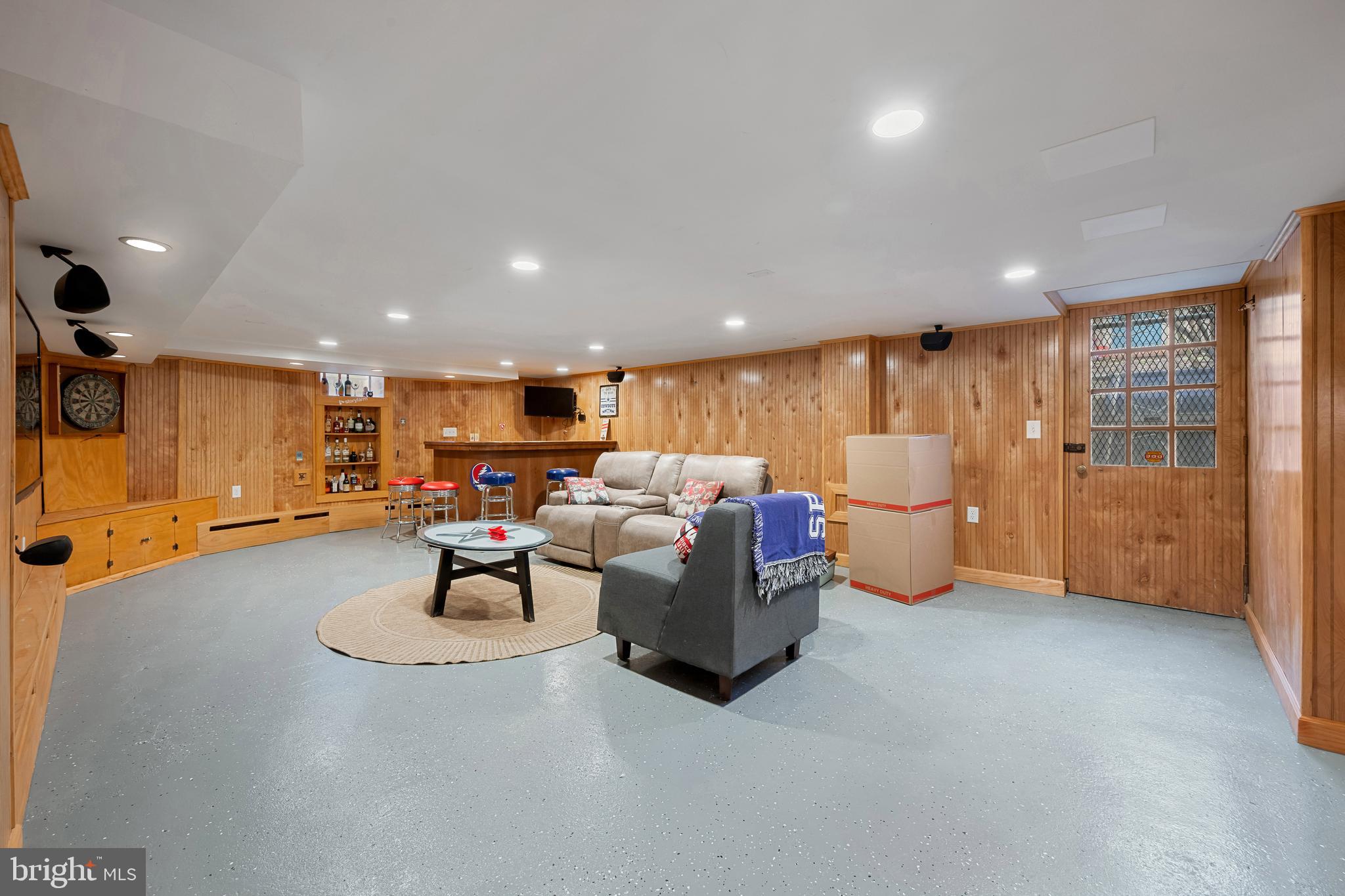 5405 Springlake Way Baltimore, MD 21212 - Photo 35 of 40