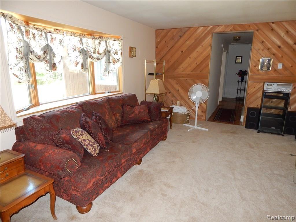 4597 Smith Road Smiths Creek, MI 48074 - Photo 9 of 15 DSCN2259.JPG