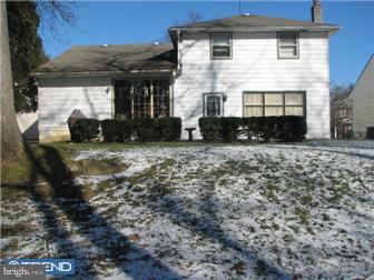 8812 Rising Sun Avenue Philadelphia, PA 19115 - Photo 11 of 12 Exterior Back