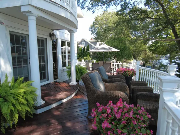 $1,175,000 | 4954 East Bay Front Court, Monticello, IN 47960