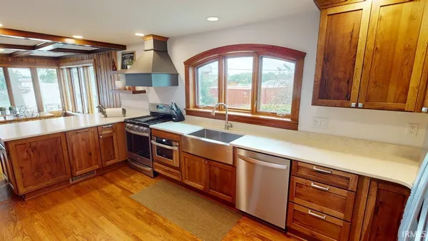 $1,175,000 | 4954 East Bay Front Court, Monticello, IN 47960