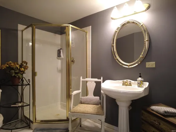 $1,175,000 | 4954 East Bay Front Court, Monticello, IN 47960