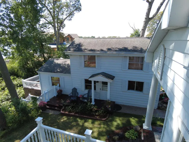 $1,175,000 | 4954 East Bay Front Court, Monticello, IN 47960