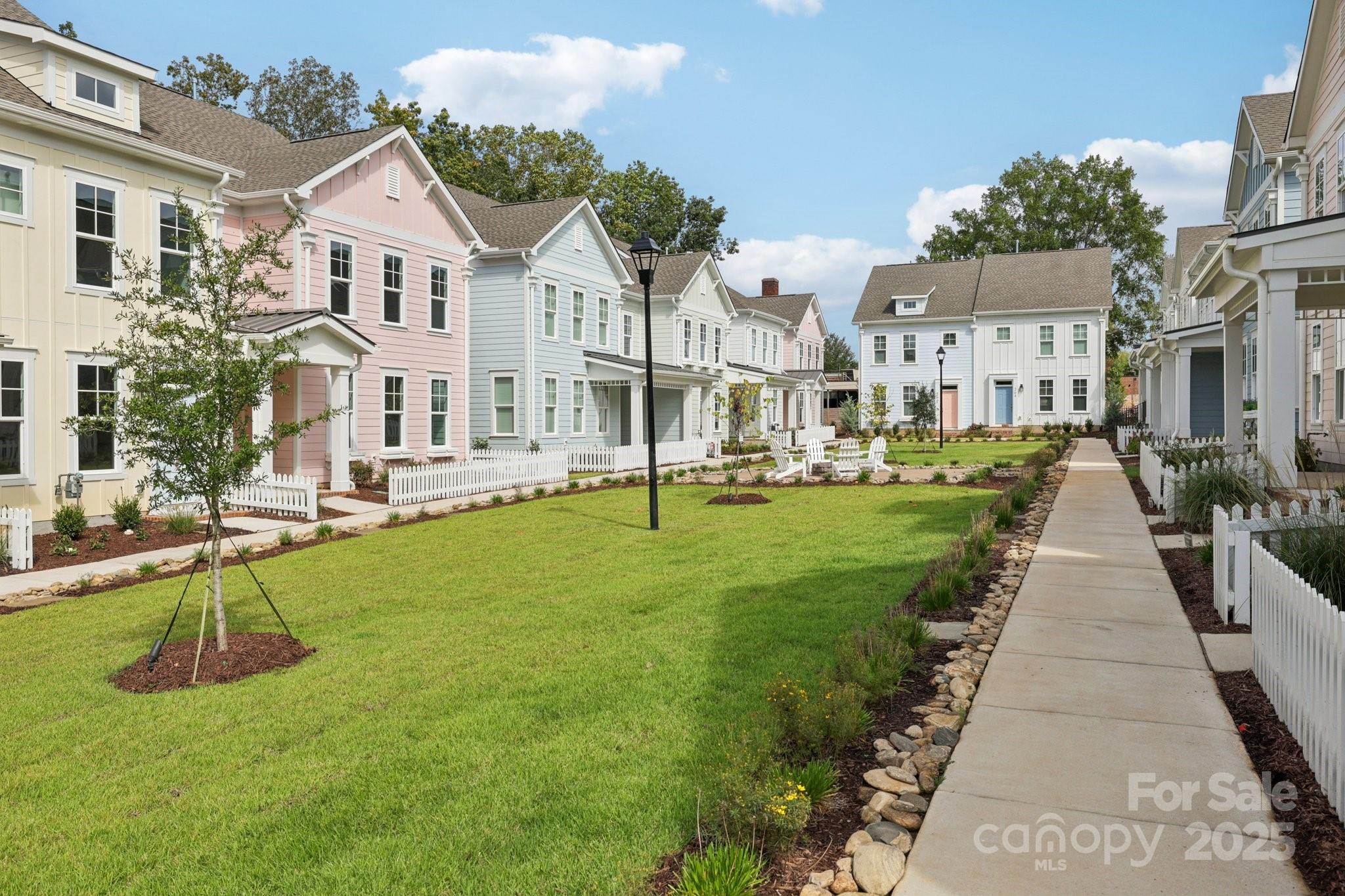 280 Gilead Road Huntersville, NC 28078 - Photo 3 of 41 Gallery Image 3