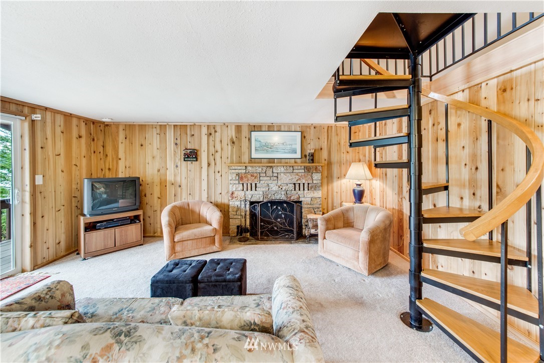 300 East Benson Lake Road Grapeview, WA 98546 - Photo 13 of 25 Gallery Image 13