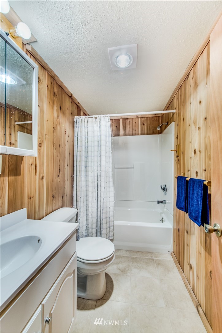 300 East Benson Lake Road Grapeview, WA 98546 - Photo 18 of 25 Gallery Image 18