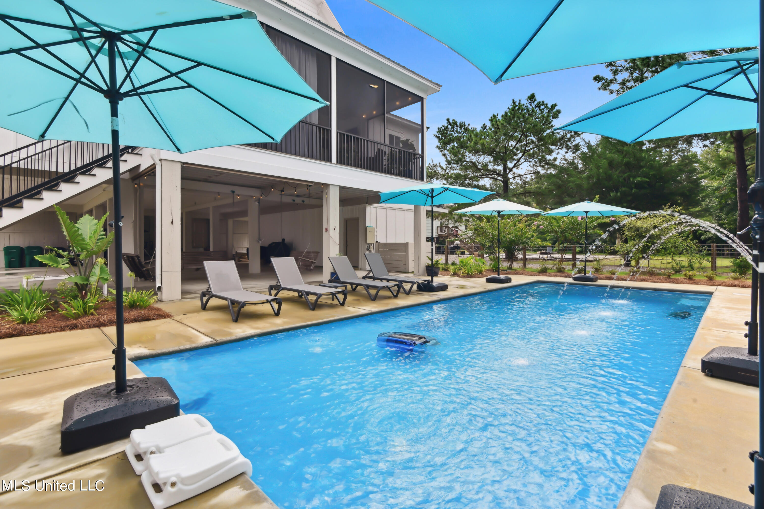 209 Nicholson Avenue Waveland, MS 39576 - Photo 31 of 36 0030-030