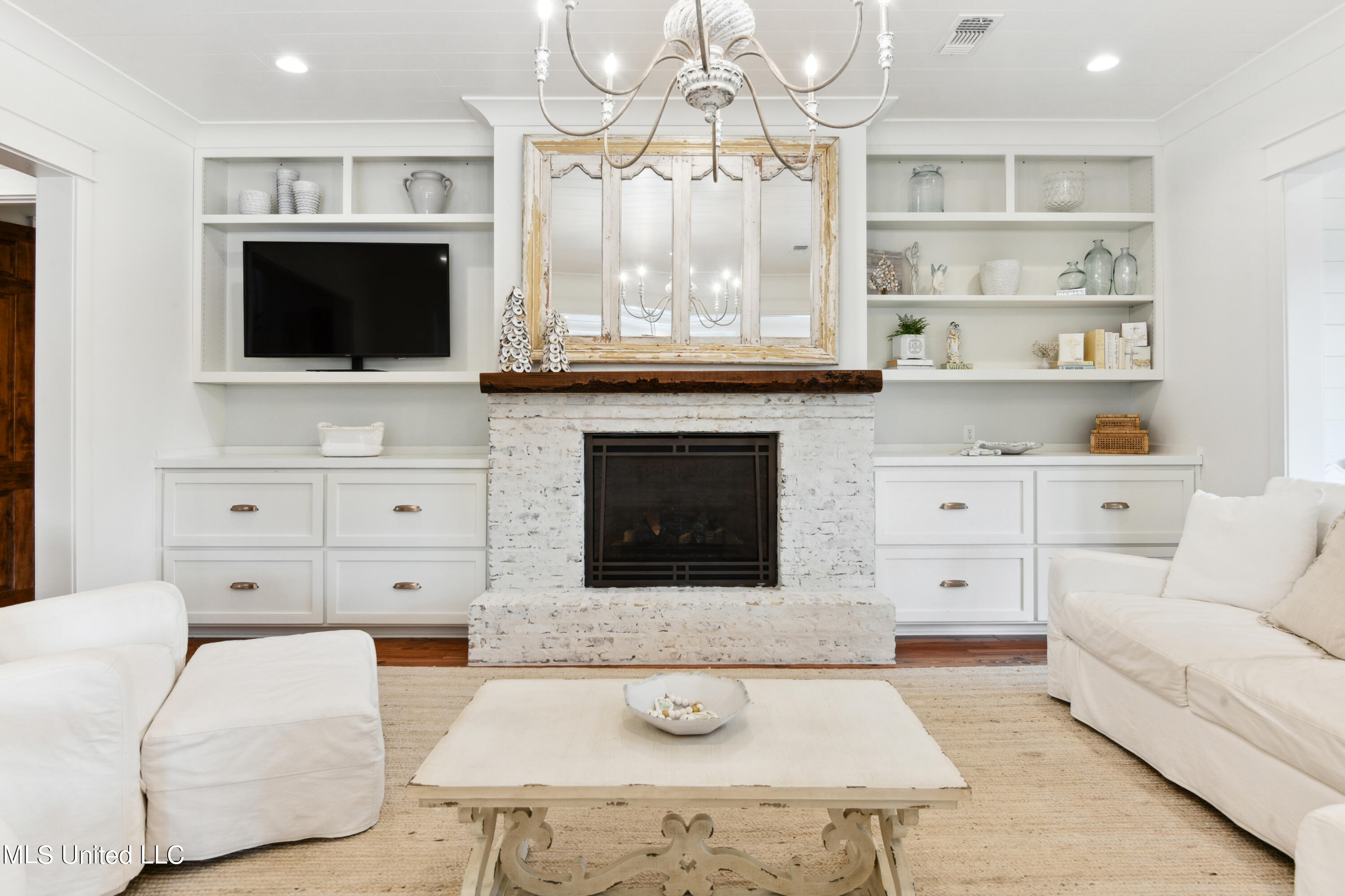 209 Nicholson Avenue Waveland, MS 39576 - Photo 8 of 36 0006-006