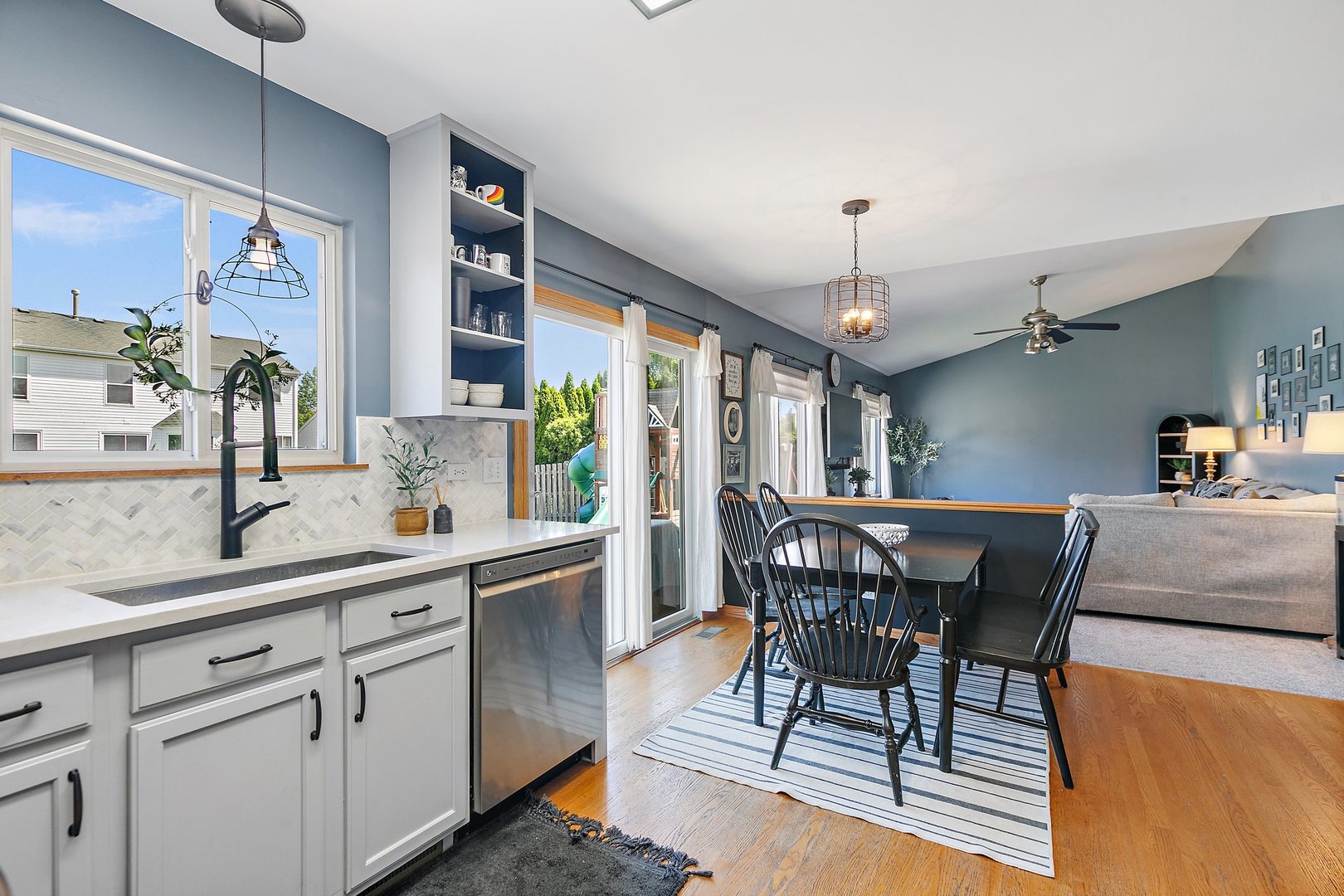 10134 Ashley Street Huntley, IL 60142 - Photo 8 of 27