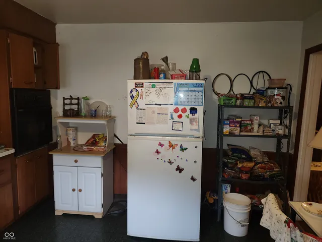 $77,500 | 827 South 8th Street, Terre Haute, IN 47807